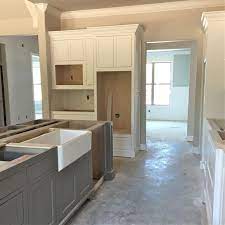 Kitchen cabinets deck stains living well. Wall Sw Agreeable Gray Island Sw Gauntlet Gray White Kitchen With Gray Island Grey Kitchen Walls Gray And White Kitchen Beige Kitchen