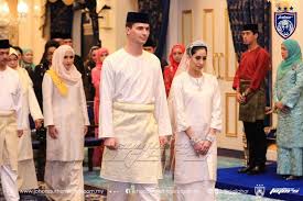 Terpaksa hentikan bisnes lama kerana pkp, kini bangkit hasilkan sales rm 11,000. Baju Kurung Lengan Lipat Tunku Tun Aminah Jadi Bualan Bakal Jadi Ikutan Vanilla Kismis