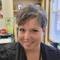 Jenny Zech's Instagram, Twitter & Facebook