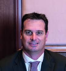 Chris Emslie's Instagram, Twitter & Facebook