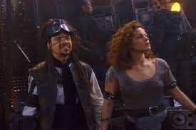 Film Dzhonni Mnemonik Johnny Mnemonic Foto Video Spisok Akterov Vokrug Tv