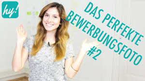 Sie können im vorfeld ihr wunschdesign wählen, gerne können wir die auswahl. Bewerbungsfoto Selber Machen Kurz Und Bundig Youtube