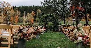 We have the most coveted rustic vermont wedding venues. How To Plan A New England Wedding Best New England Wedding Venues