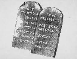 They Were Established In 455 B C By 10 Men Decemviri To Draw Up A Code Of Laws For Both Noblemen And Commoners Table For 12 10 Things Coding