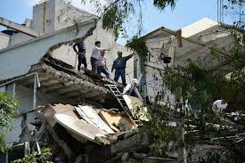 Toma en cuenta cómo es la circulación vehicular hoy en la ciudad. Terremoto De M 7 1 Ocasiona El Colapso De Edificios En La Ciudad De Mexico En El 32do Aniversario De Un Mortal Sismo De M 8 0 Temblor Net