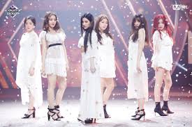 Pin By Jin Hua On Female Idols Stage Outfits Kpop Girls Hann Girl Sday