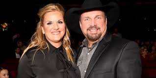 Garth brooks discusses plans for shows at the las vegas arena. Garth Brooks S Wife Trisha Yearwood Talks Compromise In Their 14 Year Marriage