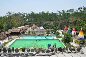 Kampung Indian Wisata Unik Di Kediri Jawa Timur Jawa Timur