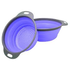 This best collapsible colander button has a fine mesh, thus keeping good ventilation and avoiding food dripping down. The Best Colander In Every Style For All Your Draining Needs Epicurious