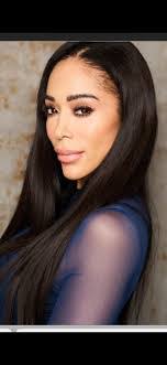 Cari Watkins's Instagram, Twitter & Facebook