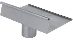 Naissance Nantaise En Zinc Pour Relier Une Gouttiere De 33 A Une Descente De 80 Brico