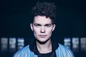 Efter weekendens overraskende comeback: Saveus topper hitliste