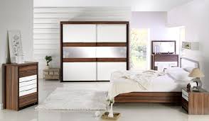 Luna yatak odası takımı, yatak odası dekorasyonunda huzur ve sadeliği arayanlara hitap ediyor. Mondi Akdeniz Yatak Odasi Takimi Dekorstore