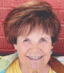 Katherine Hilburn's Instagram, Twitter & Facebook