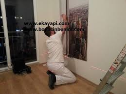 Duvar Kagidi Tutkal Lekesi