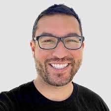 Eric Shriver's Instagram, Twitter & Facebook