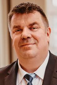 Cognates with middle dutch veest and dutch vijst. Oberburgermeister Carsten Feist Stadt Wilhelmshaven