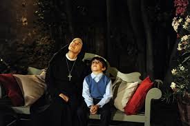 Azzurra però non si fida e ne parla con suor angela, che. Che Dio Ci Aiuti 2 Il Riassunto Della Sesta Puntata Episodi 11 E 12 Lanostratv