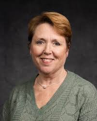 Jennifer Noll's Instagram, Twitter & Facebook