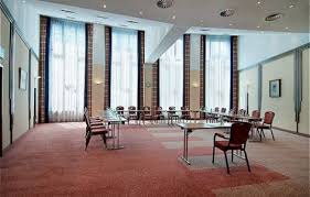 The holiday in stuttgart is located in the business park weilimdorf near the city centre. Holiday Inn Stuttgart Stuttgart Weilimdorf 4 Sterne