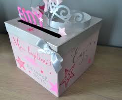 Nos préférés parmi 6 decoration bapteme fille de 2020. Urne Rouge La Boite A Dragees