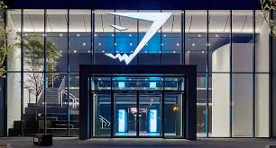 According to our research, lululemon is the best alternative gymshark to buy almost everything you need for all kinds of sweaty pursuits. Brands Like Gymshark Best Alternative Stores 2021