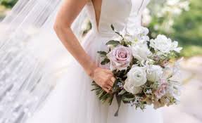 Maybe you would like to learn more about one of these? Finding Beautiful Bridal Bouquets Flowers And Decoration