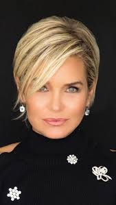 Anne Klingner's Instagram, Twitter & Facebook