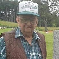 Lloyd W. Giles Obituary