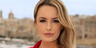 8 Times Below Deck Mediterranean Season 9's Ellie Dubaich Proved She's This  Season's Villain