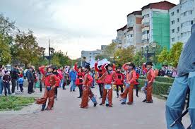 Ceva ritmat dar si frumos. Dans American Western Compania De Dans The Sky