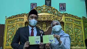 Tentu saja tema acara halal bihalal memang telah banyak dicari oleh orang di internet. Foto Yg Lagi Akad Nikah Di Kampung Foto Yg Lagi Akad Nikah Di Kampung Serangkaian Adat Ramai Pembeli