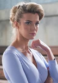 Amy Kienbaum's Instagram, Twitter & Facebook