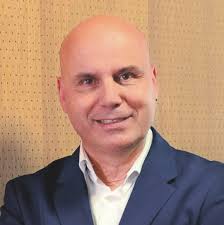 STUDIERENDENPROJEKT INTERVIEW UNSERE ALUMNI DIPLOME