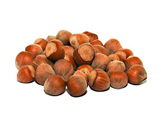 Nocciole In Guscio Crude