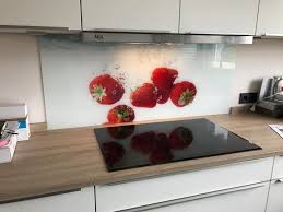 Spritzschutz Aus Glas Fur Kuche Und Herd Glasruckwand Kuche Kuchen Ruckwand Und Glasruckwand