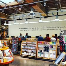 Powell S City Of Books Portland Oregon Powell City Of Books Bookstore Powells Bookstore