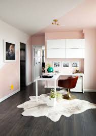 A Brown Nyc Apartment Gets A Colorful Makeover Home Apartment Makeover Interior