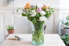 They are utilized first when making bouquets because they provide the basis for line flowers produce sharp visuals when they are moved around and they give the bouquet a well balanced viewing pathway. 13 Best Flowers For Cut Arrangements