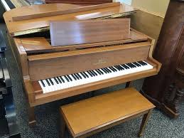 Story And Clark 152 1969 Pecan Vincitore Piano Reverb