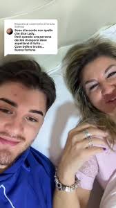 Evviva le donne! La forza dell'autenticità e della solidarietà