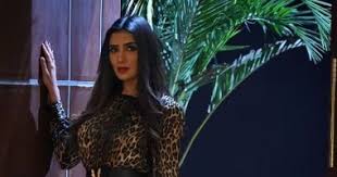 كواليس مسلسل لؤلؤ مع الفنانة مي عمر. Lytzeki0wcl9cm