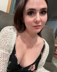 Brooke Bader's Instagram, Twitter & Facebook