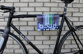 Upcycled Top Tube Bike Rahmen Tasche Fahrrad Zubehor Etsy In 2020 Bike Frame Bag Frame Bag Bike Bag