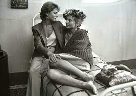 La storia della piccola polly klaas, uccisa a 12 anni. D Isabelle Huppert And Hanna Schygulla In Storia Di Piera 1983 Dir Marco Ferreri Storia