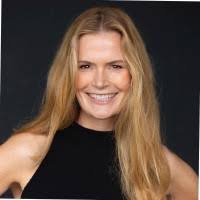 60+ "Julia Gunter" profiles