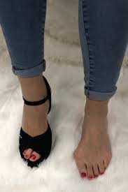 Discover The Ultimate Comfort For Your Feet Actually Comfortable High Heels Designed In A Wide Comfortable High Heels Wide Feet Shoes Best Shoes For Bunions