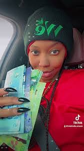 Michelle Croom's Instagram, Twitter & Facebook