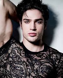 Wyatt Cushman Explore Tumblr Posts And Blogs Tumgir Beautiful Men Faces Brown Hair Men Photography Poses For Men