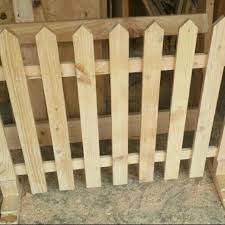 Gaya terbaru 36+ pagar balkon dari kayu berbagai contoh model pagar minimalis yang memiliki karakteristik menarik hingga tampak elegan serta modern akan kami sajikan untuk kalian secara gratis model pagar minimalis idaman kalian bisa terwujud dengan cepat. Pagar Kayu 100x100cm Shopee Indonesia